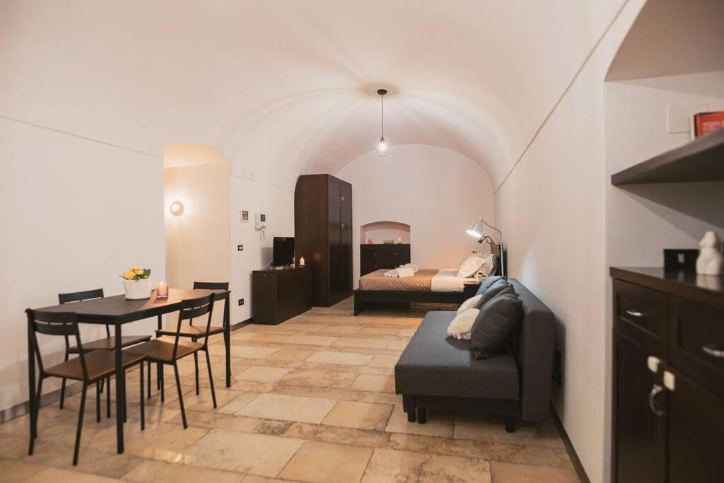 Trani -Suite ❉Marmor - Elegante Casa Storica ❉ Eksteriør billede