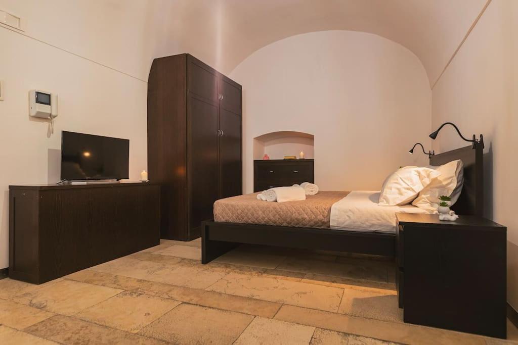 Trani -Suite ❉Marmor - Elegante Casa Storica ❉ Eksteriør billede