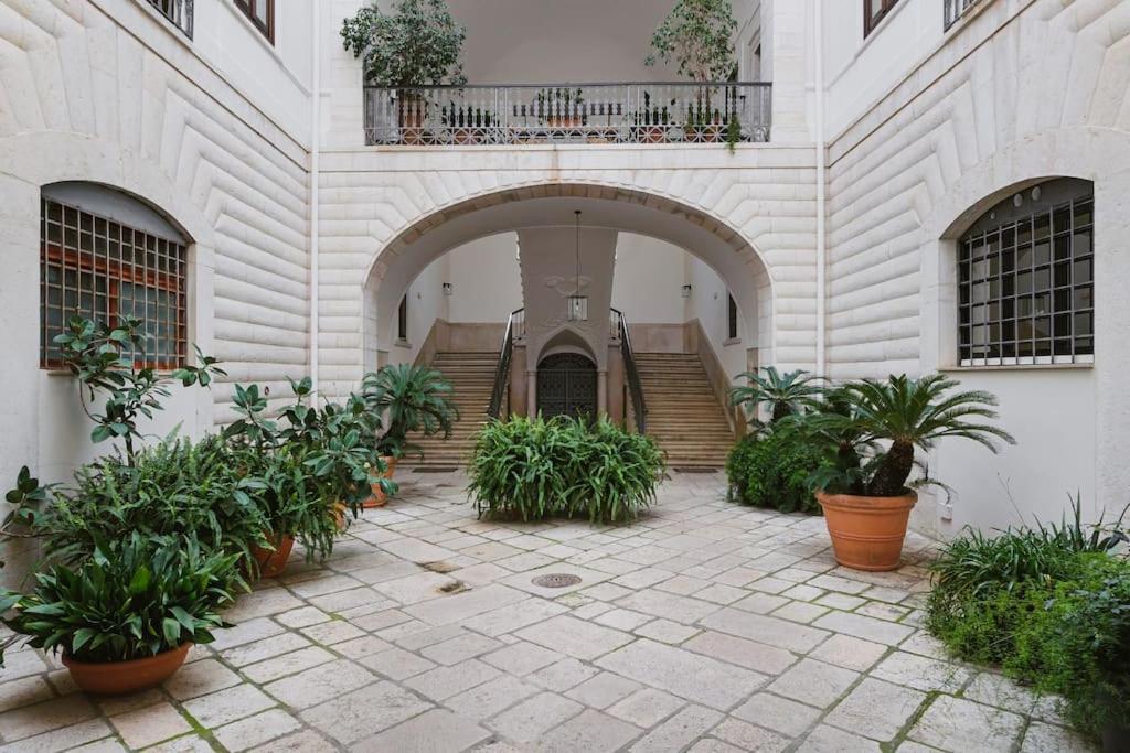 Trani -Suite ❉Marmor - Elegante Casa Storica ❉ Eksteriør billede
